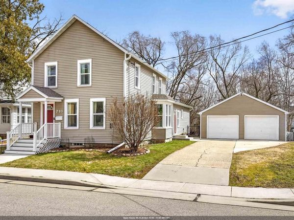 718 N HARRIMAN STREET, Appleton, WI 54911