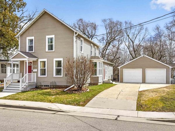 718 N HARRIMAN STREET, Appleton, WI 54911