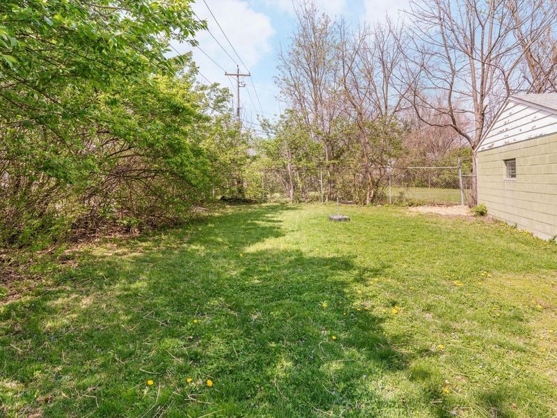 805 Exeter Road, Whitehall, OH 43213 Photo 27