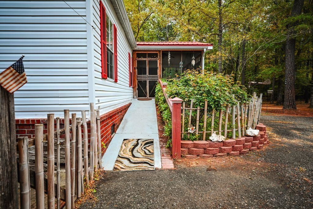 120 Honeymoon Ln Photo 9