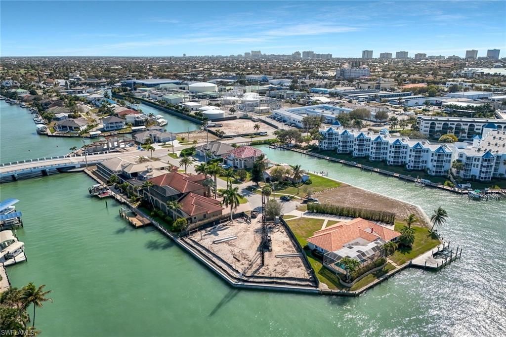 1231 Redwood Ct, Marco Island, FL 34145 Photo