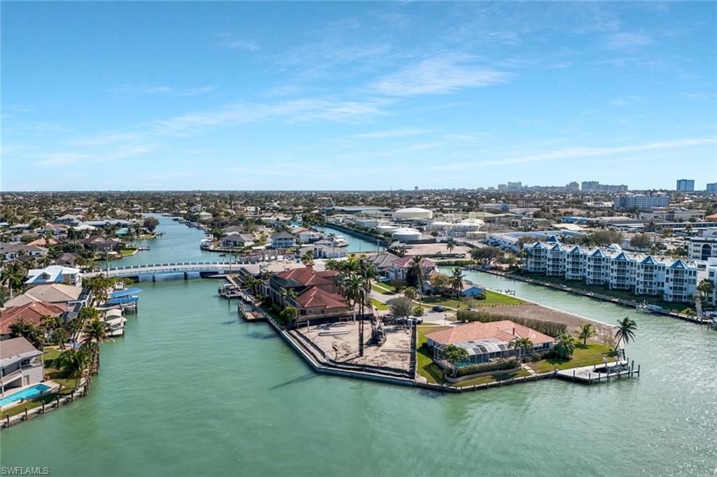 1231 Redwood Ct, Marco Island, FL 34145 Photo