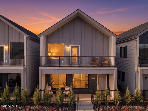 1035 E RAILROAD AVE , Post Falls, ID 83854