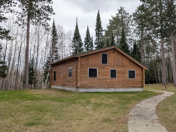 8832 River Road, Angora, MN 55703