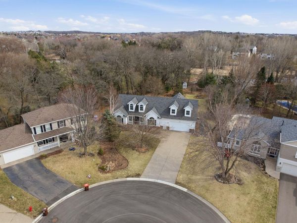 10389 Fox Run Road, Woodbury, MN 55129