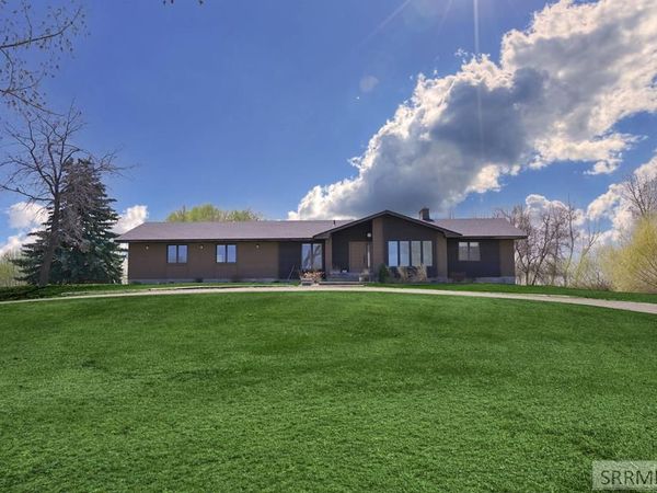 435 N 1500 E, ST ANTHONY, ID 83445