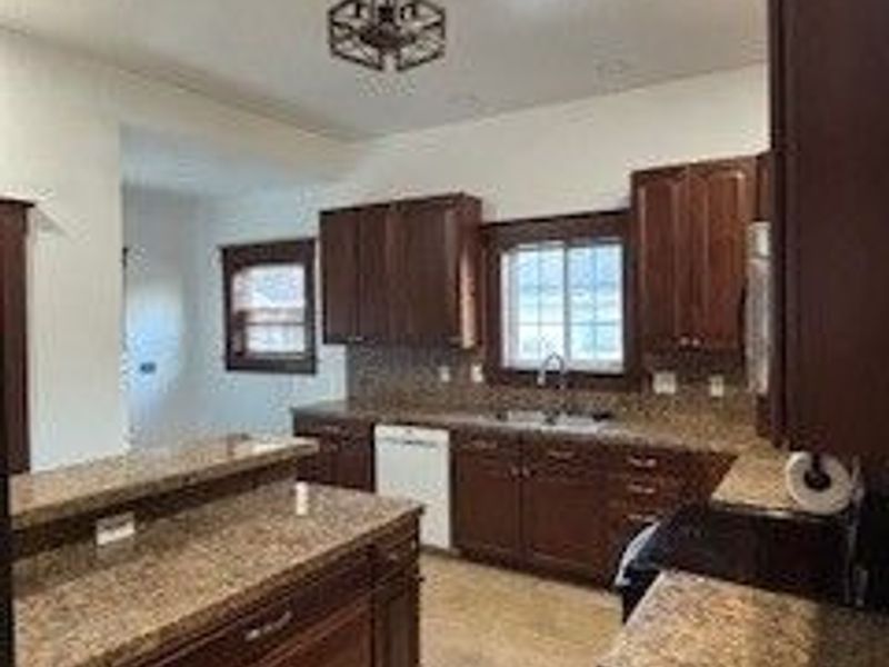 591 Dryden Road, Zanesville, OH 43701 Photo 4