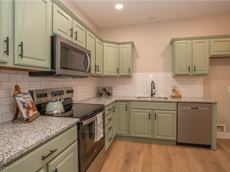 6980 Knight Avenue NW, Canton, OH 44708 Photo 9