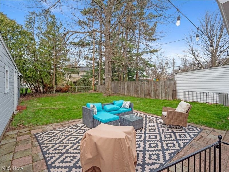 540 Kenilworth Road, Bay Village, OH 44140 Photo 3