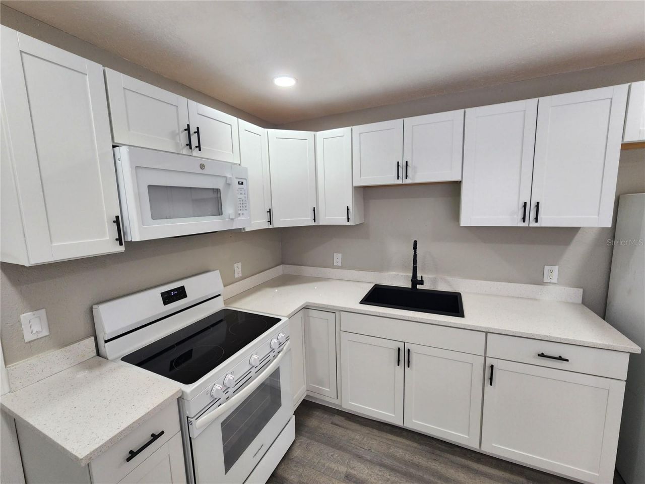 1211 62nd Avenue E, Bradenton, FL 34203 Photo