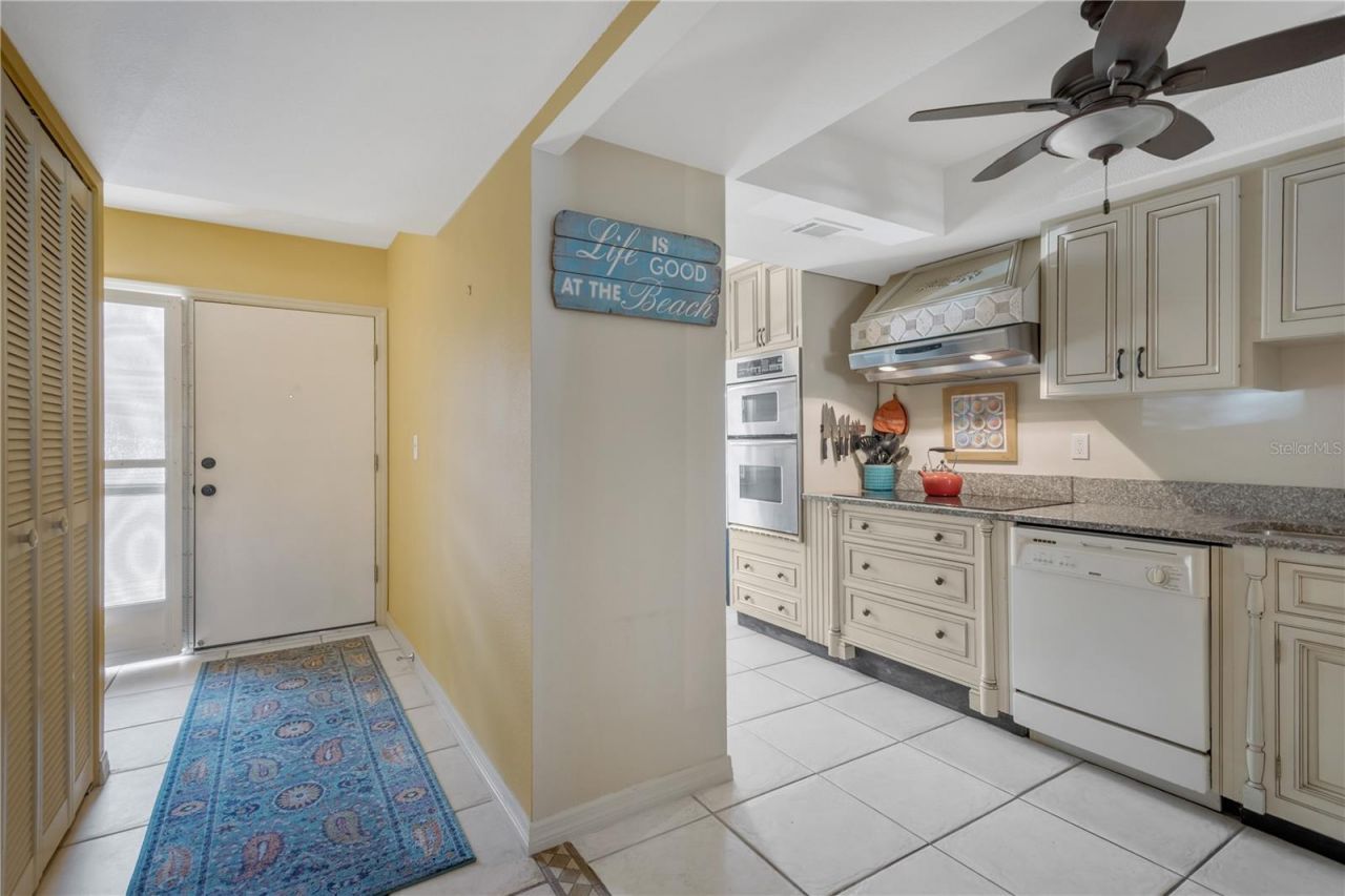 1650 1st Avenue W, Unit 106B, Bradenton, FL 34205 Photo