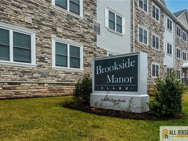 1025 Raritan Road, Clark, NJ 07066