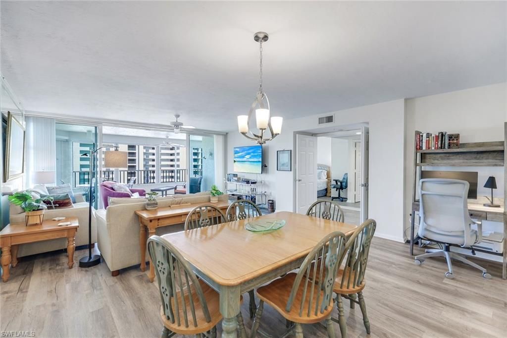 21 Bluebill Ave, Unit B905, Naples, FL 34108 Photo