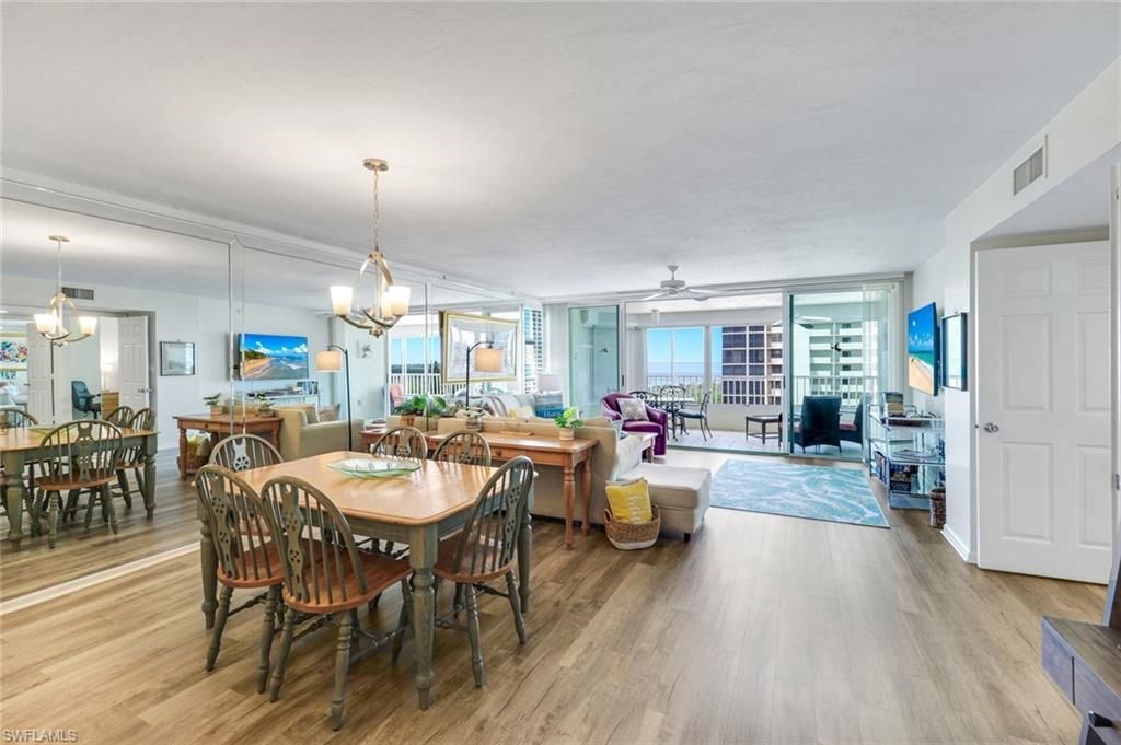 21 Bluebill Ave, Unit B905, Naples, FL 34108 Photo