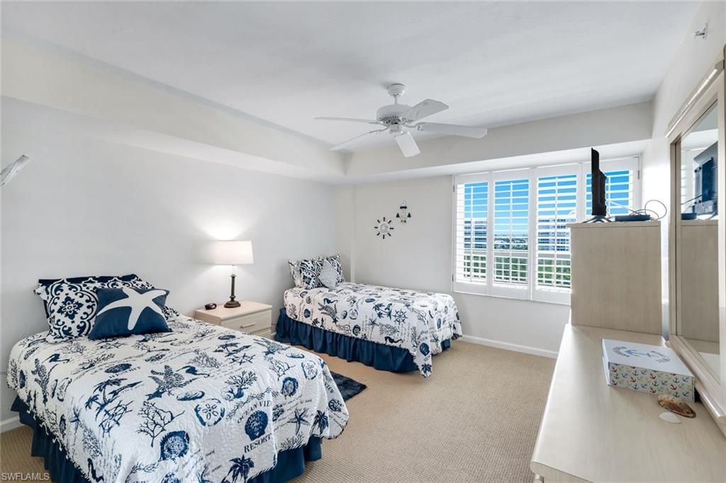 21 Bluebill Ave, Unit B905, Naples, FL 34108 Photo