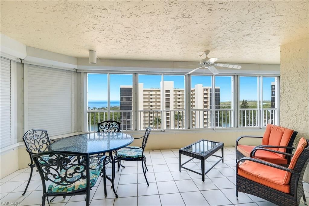 21 Bluebill Ave, Unit B905, Naples, FL 34108 Photo