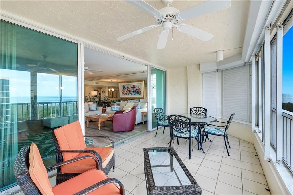 21 Bluebill Ave, Unit B905, Naples, FL 34108 Photo