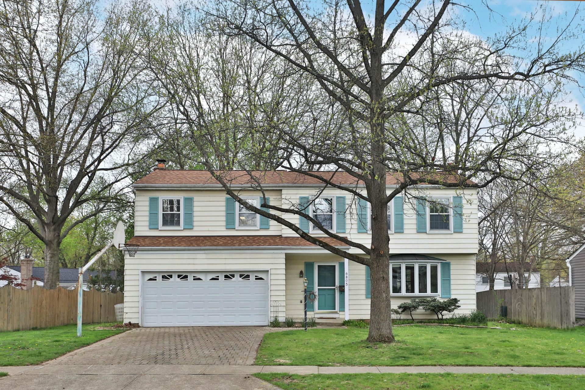 6805 Alloway Street E, Worthington, OH 43085 Main Photo