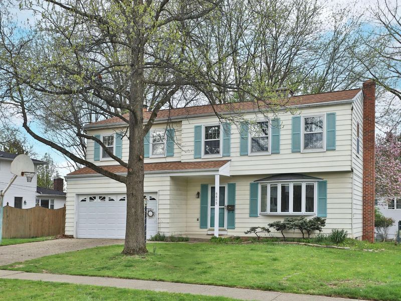 6805 Alloway Street E, Worthington, OH 43085 Photo 2