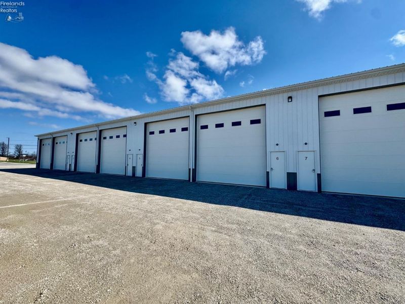 708 SE Catawba Road, Unit 3, Port Clinton, OH 43452 Photo 5