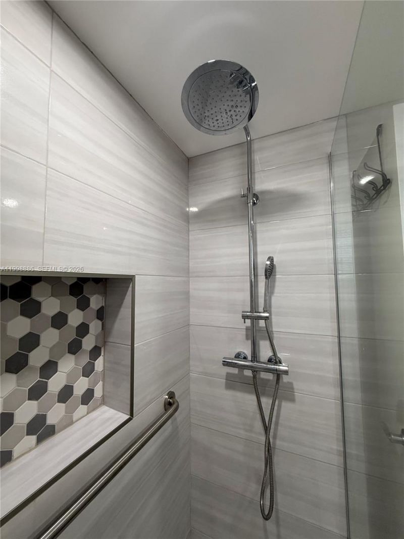 19001 NE 14th Ave, Unit 144, Miami, FL 33179 Photo