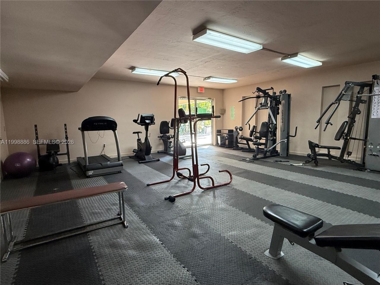 19001 NE 14th Ave, Unit 144, Miami, FL 33179 Photo