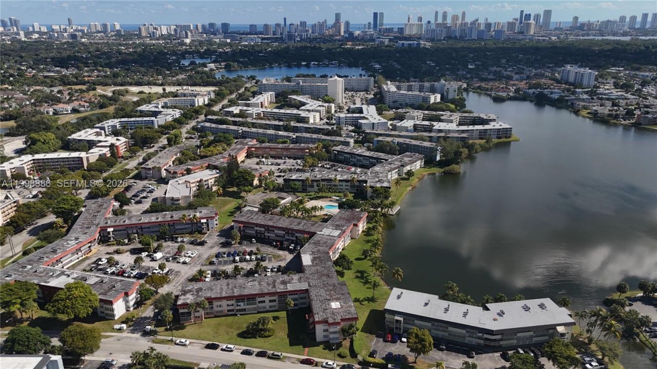 19001 NE 14th Ave, Unit 144, Miami, FL 33179 Photo