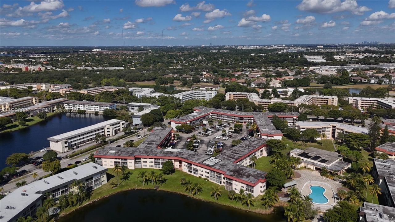 19001 NE 14th Ave, Unit 144, Miami, FL 33179 Photo