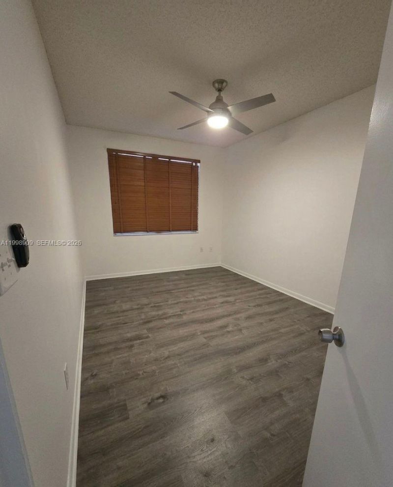 15515 N Miami Lakeway N, Unit 202-11, Miami Lakes, FL 33014 Photo
