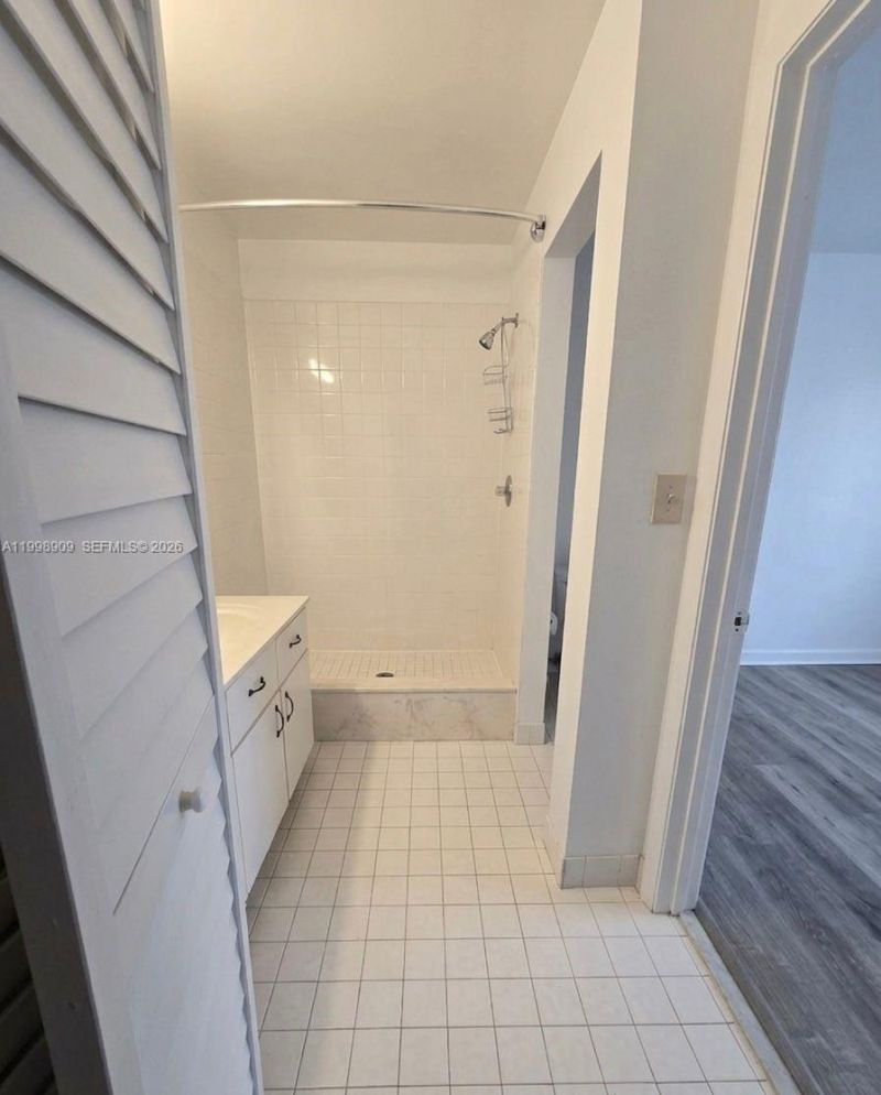 15515 N Miami Lakeway N, Unit 202-11, Miami Lakes, FL 33014 Photo