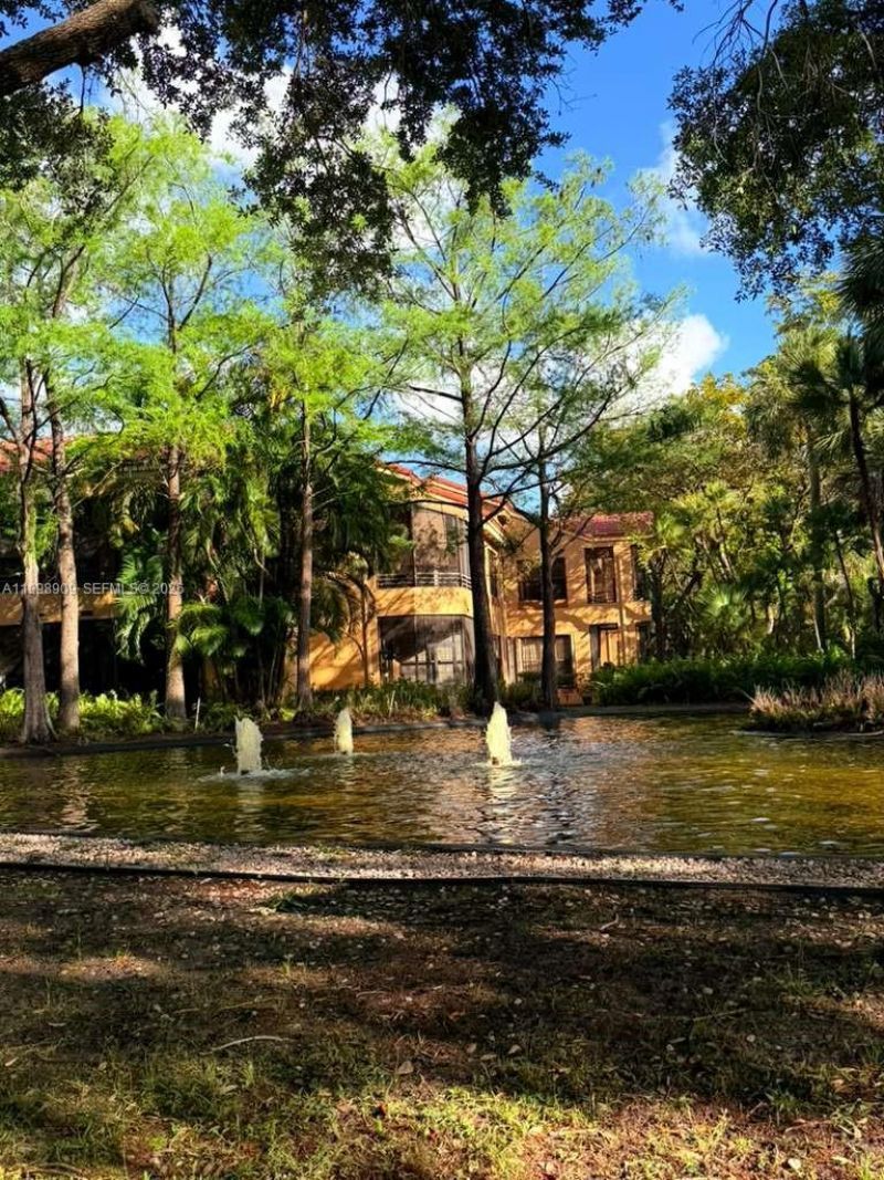 15515 N Miami Lakeway N, Unit 202-11, Miami Lakes, FL 33014 Photo