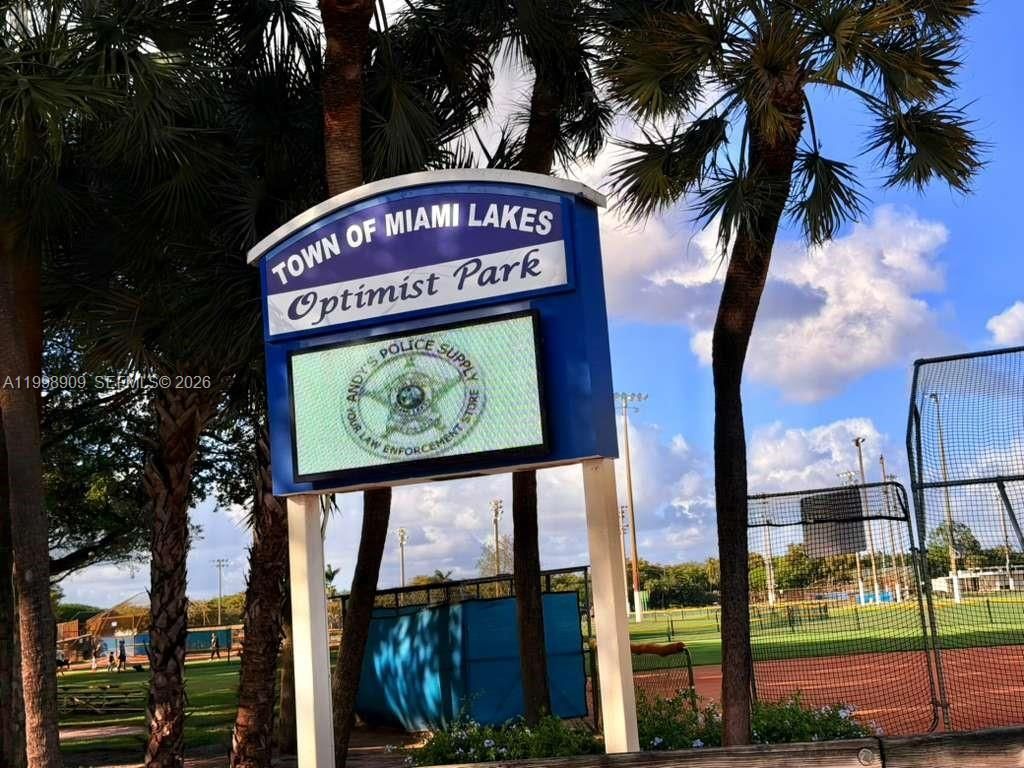 15515 N Miami Lakeway N, Unit 202-11, Miami Lakes, FL 33014 Photo