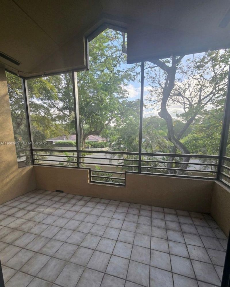 15515 N Miami Lakeway N, Unit 202-11, Miami Lakes, FL 33014 Photo