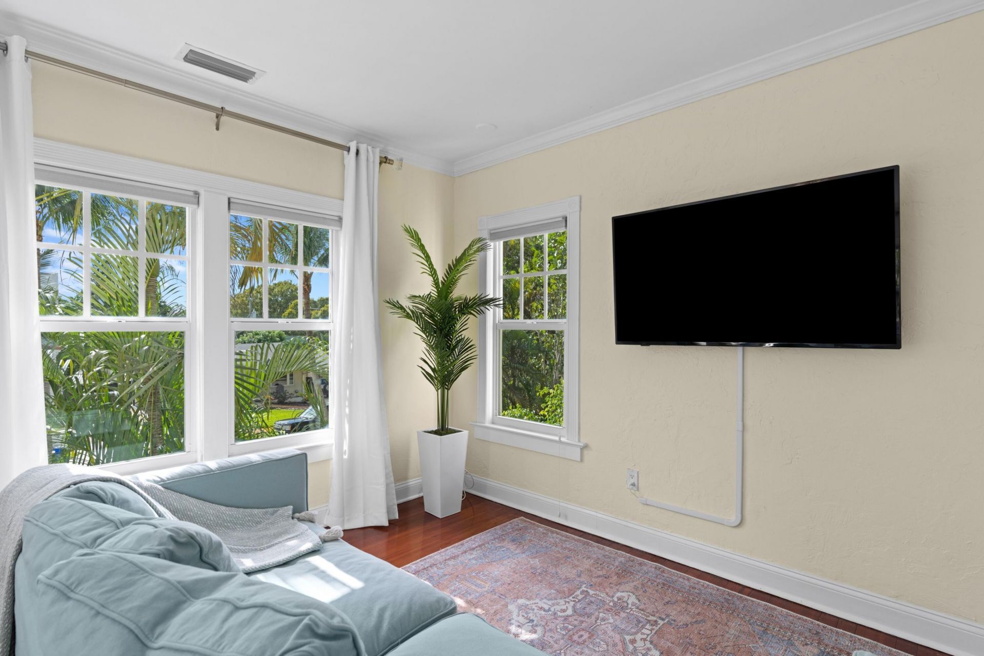 727 Claremore Drive, West Palm Beach, FL 33401 Photo