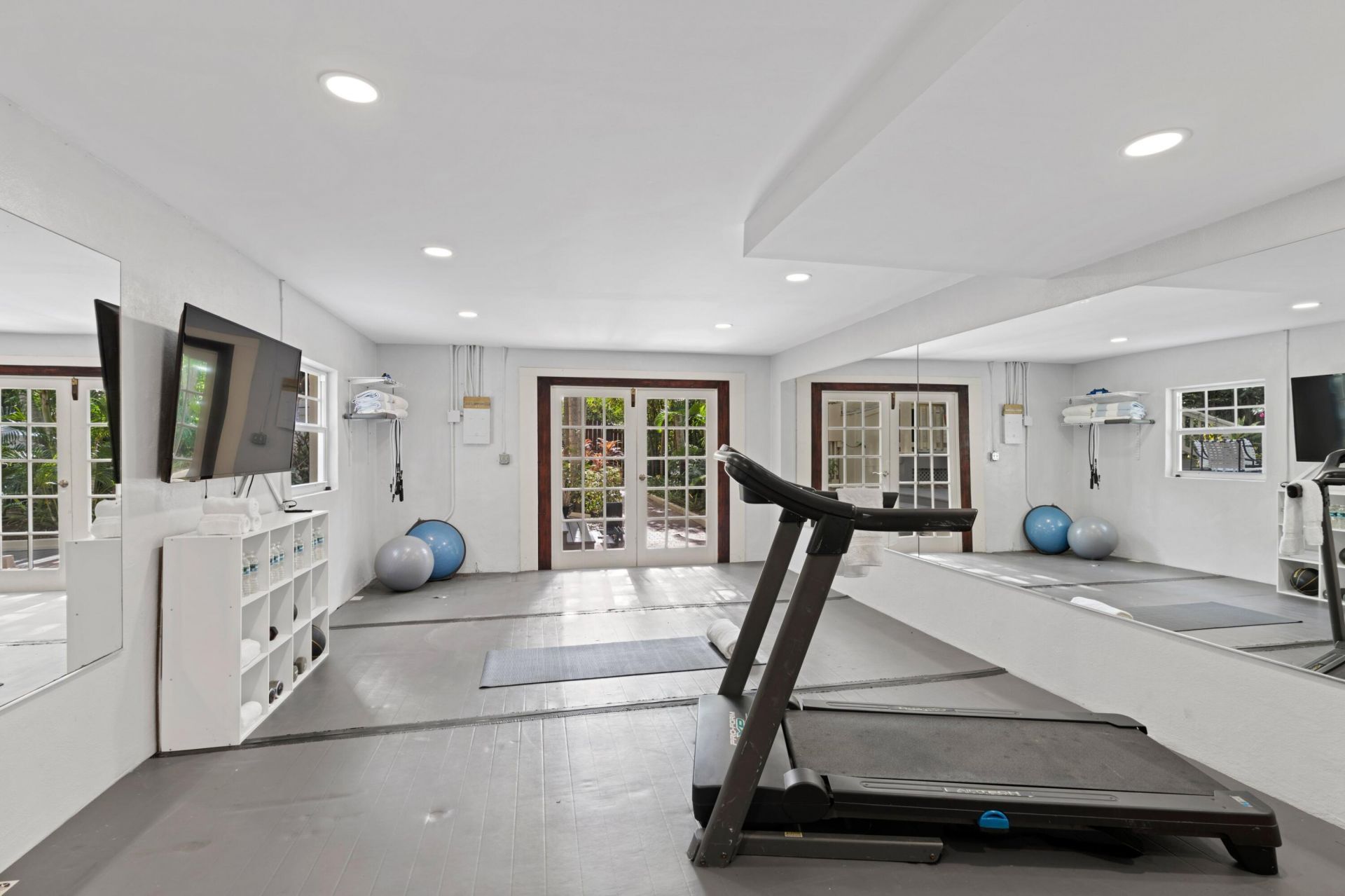 727 Claremore Drive, West Palm Beach, FL 33401 Photo