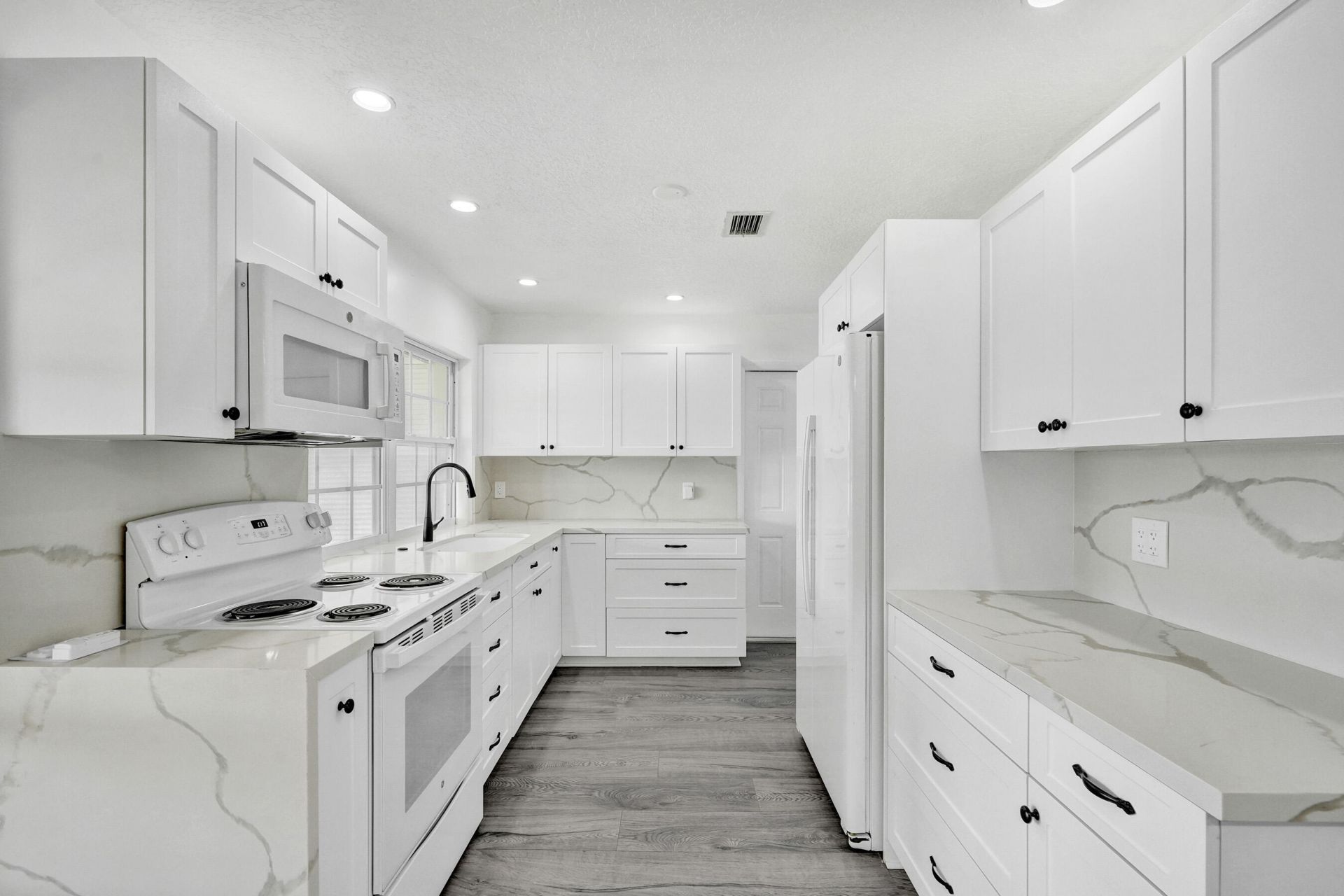 9366 NW 23rd Street, Pembroke Pines, FL 33024 Photo