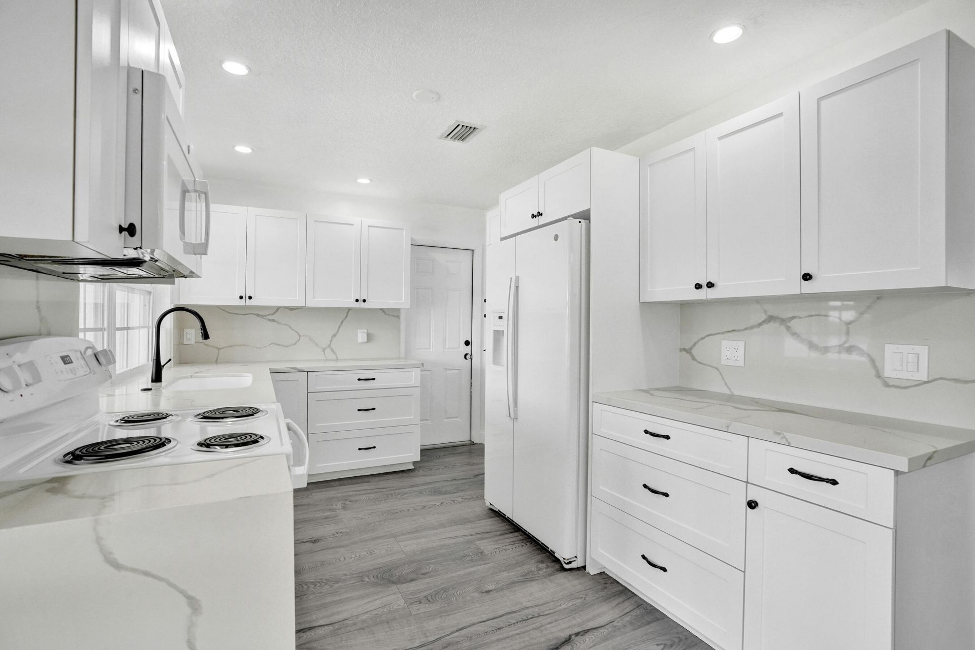 9366 NW 23rd Street, Pembroke Pines, FL 33024 Photo