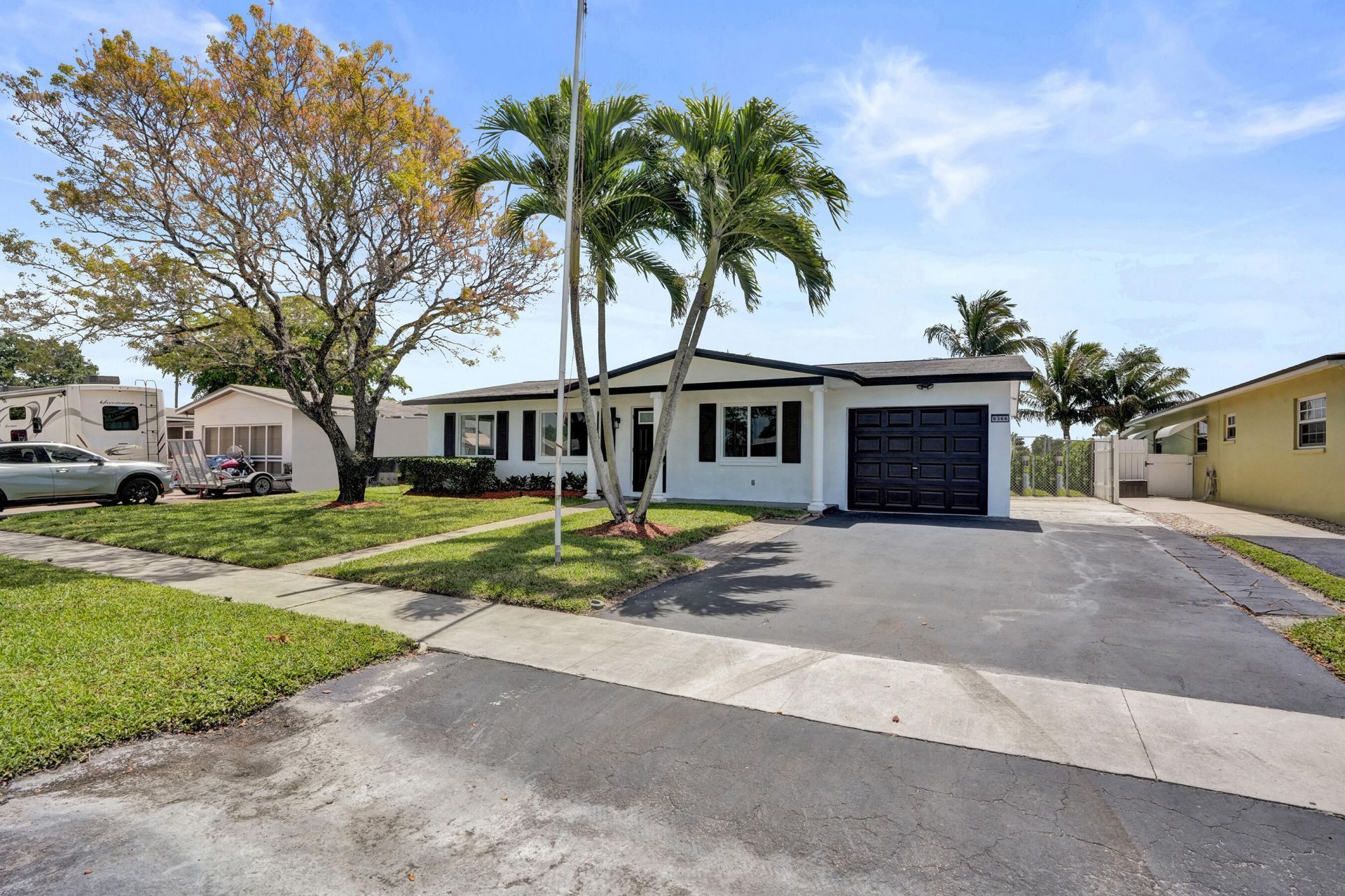 9366 NW 23rd Street, Pembroke Pines, FL 33024 Photo