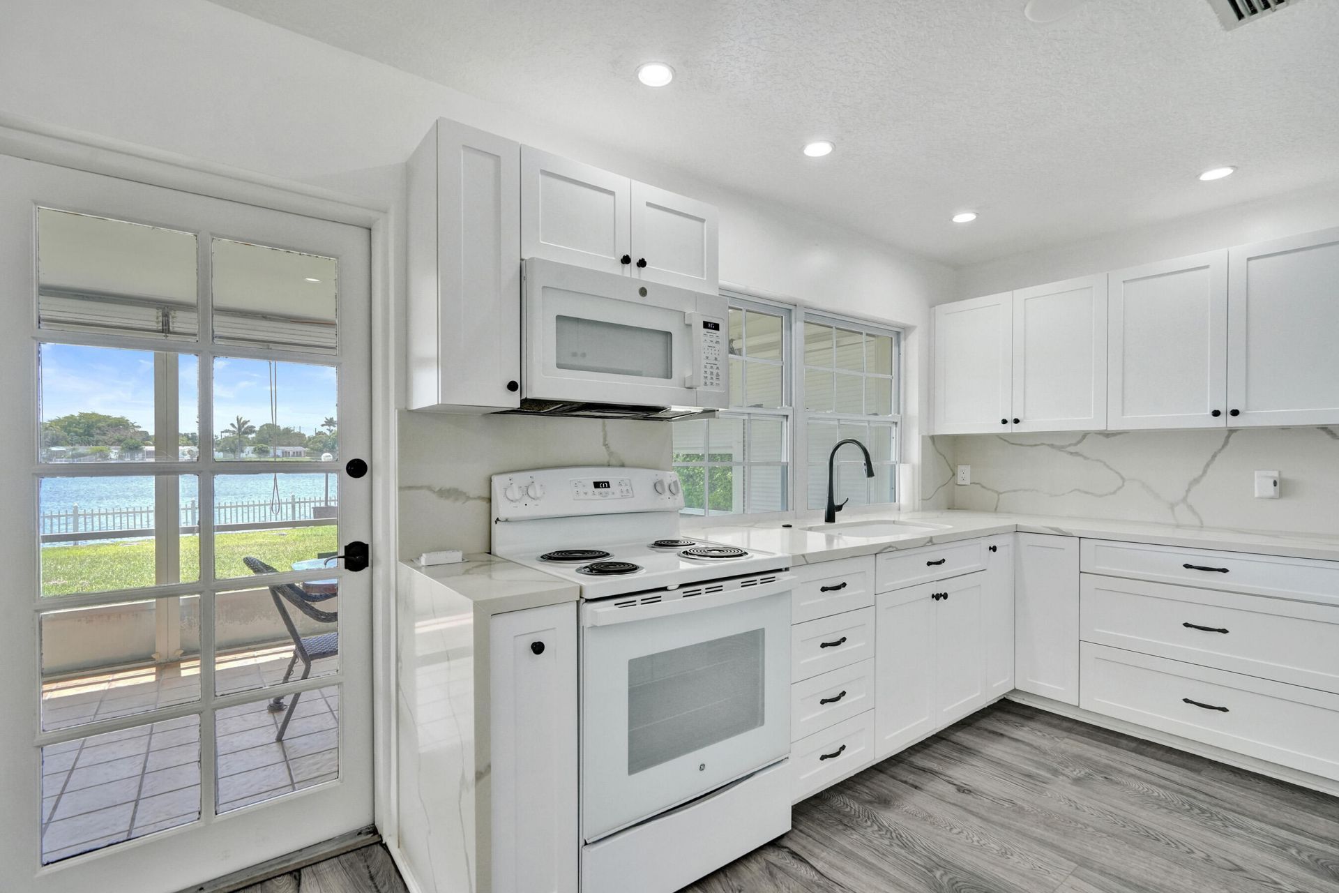 9366 NW 23rd Street, Pembroke Pines, FL 33024 Photo