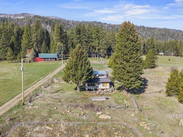 38 Pats Lane, Cascade, ID 83611