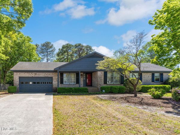 913 Robert E Lee Drive, Wilmington, NC 28412