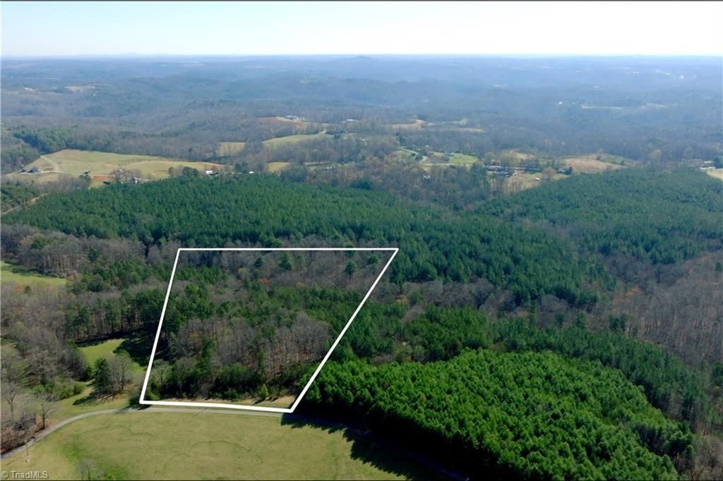 1019-3 George Road, Westfield, NC 27053 Main Photo