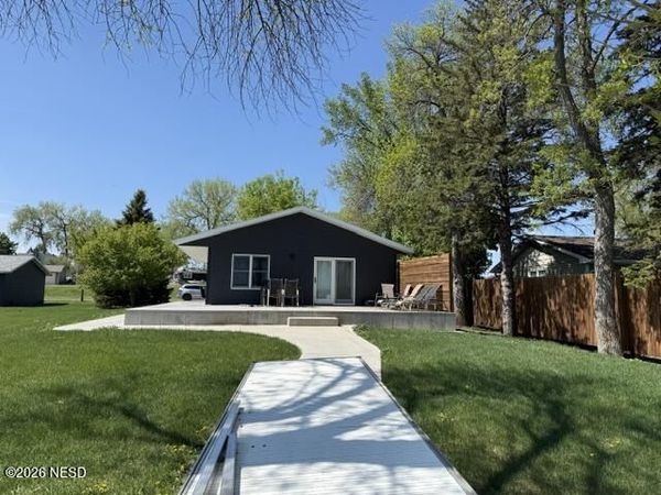 1340 LYNWOOD DRIVE, Watertown, SD 57201