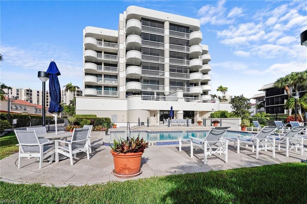 3100 Gulf Shore Blvd N, Unit 104, Naples, FL 34103 Photo