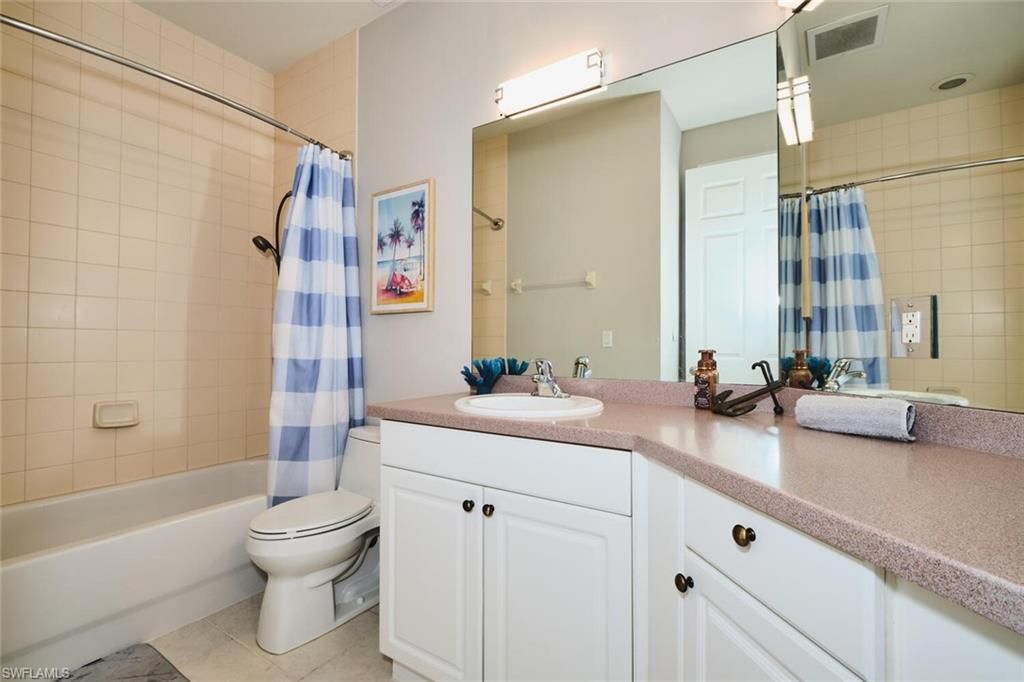 15256 Riverbend Blvd, Unit 202, North Fort Myers, FL 33917 Photo