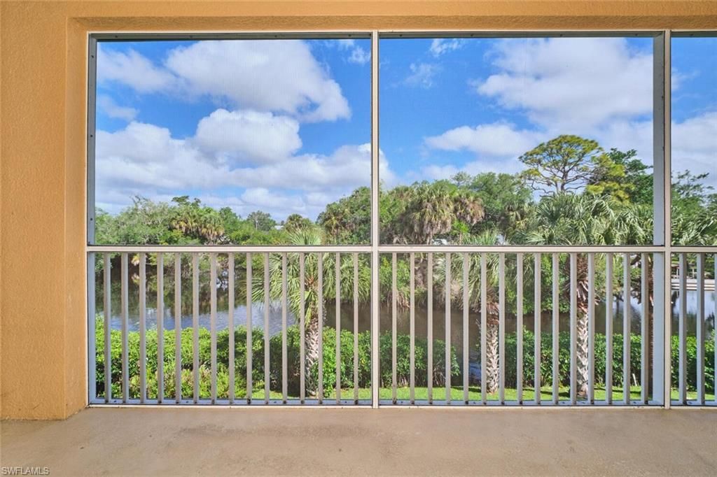 15256 Riverbend Blvd, Unit 202, North Fort Myers, FL 33917 Photo