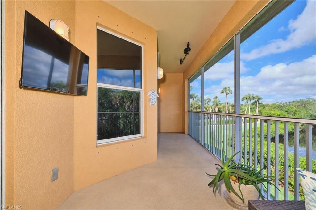 15256 Riverbend Blvd, Unit 202, North Fort Myers, FL 33917 Photo