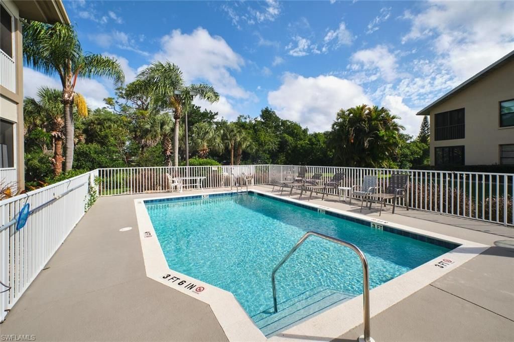 15256 Riverbend Blvd, Unit 202, North Fort Myers, FL 33917 Photo
