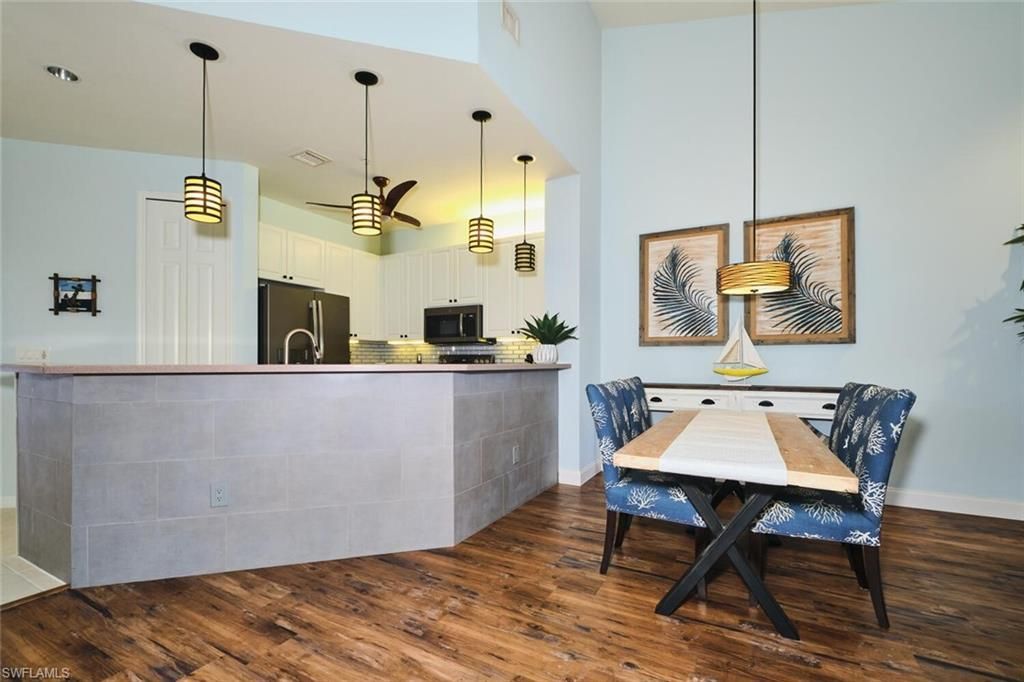 15256 Riverbend Blvd, Unit 202, North Fort Myers, FL 33917 Photo