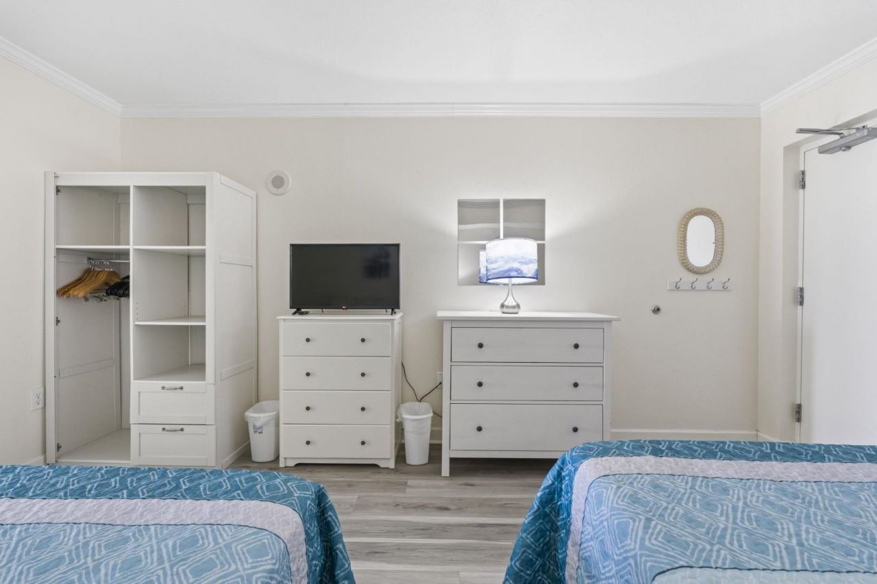 2701 S Ocean Blvd. Photo 10